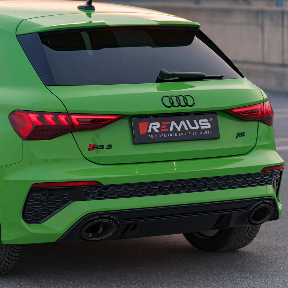 Remus 2020+ Audi RS3 Limousine 175x108mm Carbon Tail Pipe Set