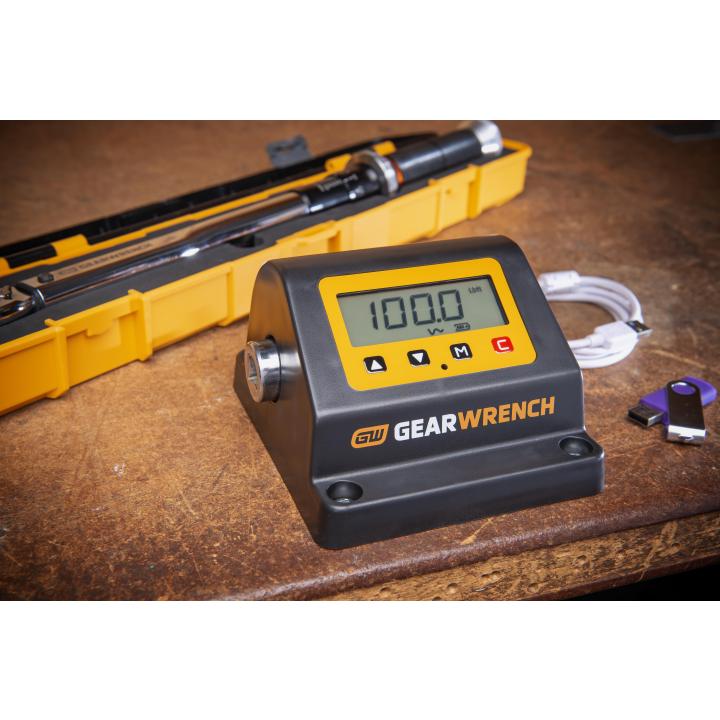 1/2DR TESTER 10100 FT LB (13.6135.6NM)
