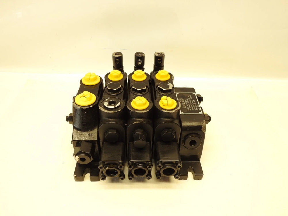 21 GPM VALVES 4WAY WITH 2 PORT RELIEFS AND POWER BEYOND