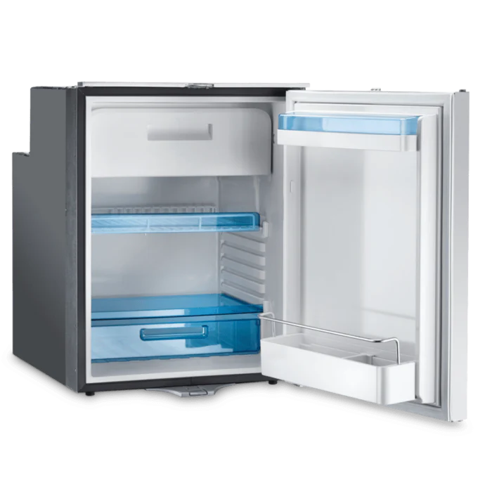 REFRIGERATOR. COLOR:BLACK. WEIGHT:49.61LBS