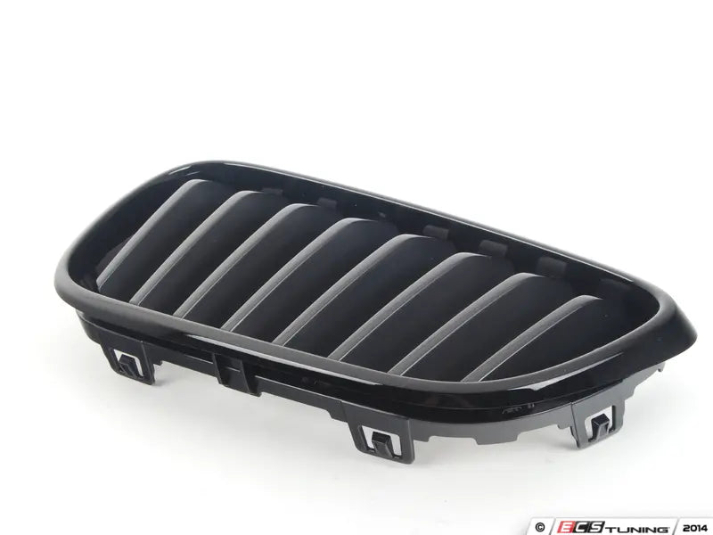 M Performance Black Kidney Grille - Right Side
