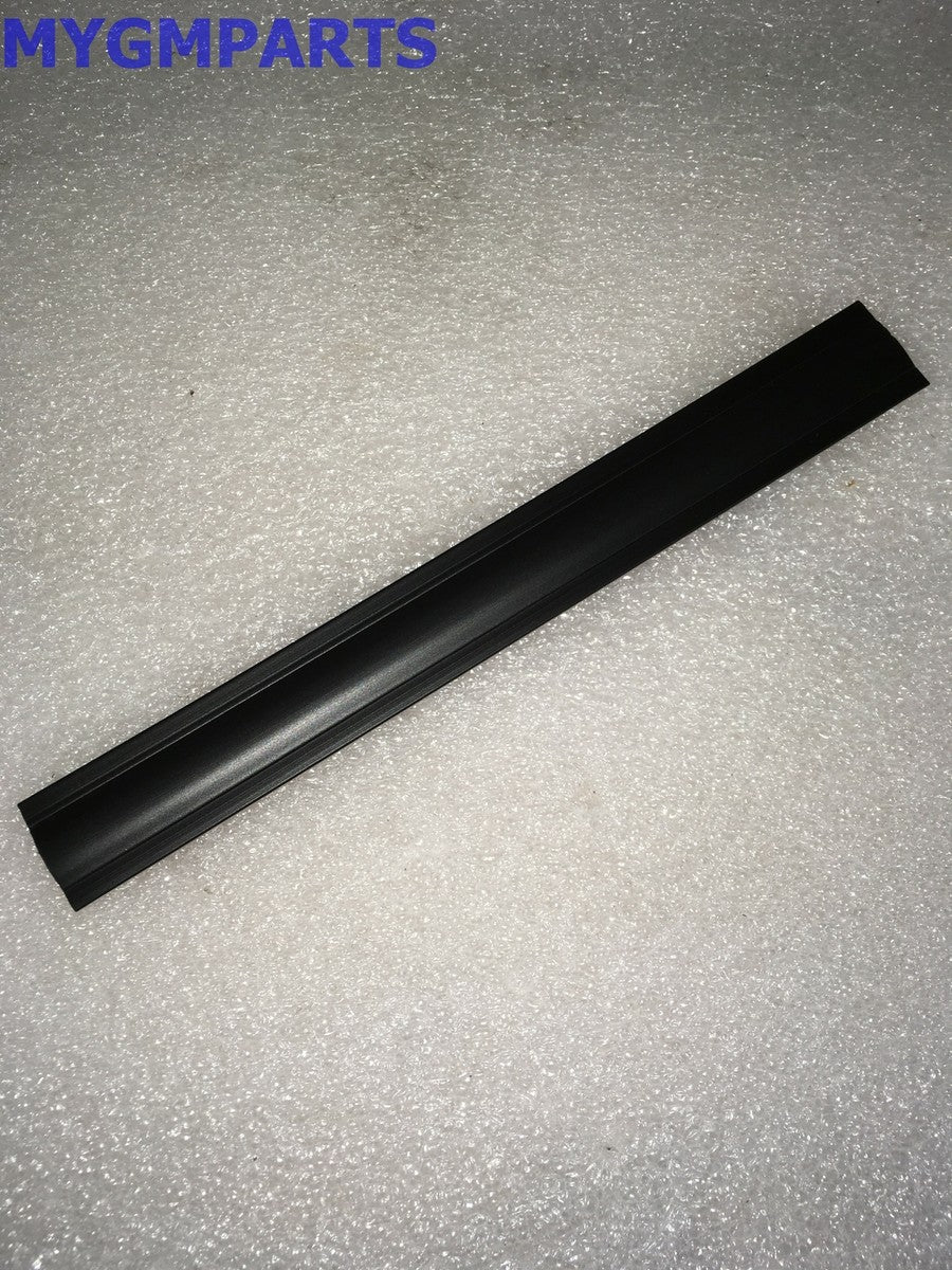 MOLDING