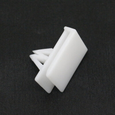 RETAINER