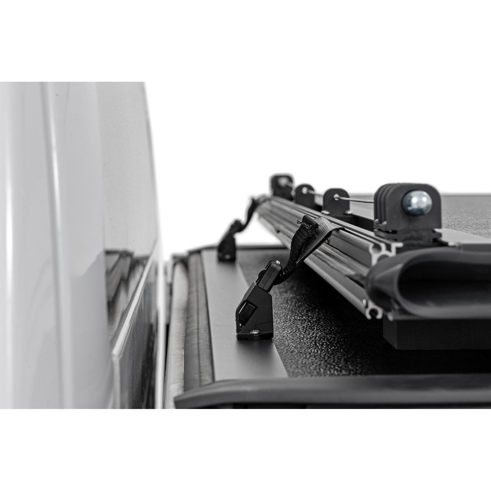 Hard Low Profile Bed Cover | 6' Bed | Chevy/GMC Canyon/Colorado (15-26)