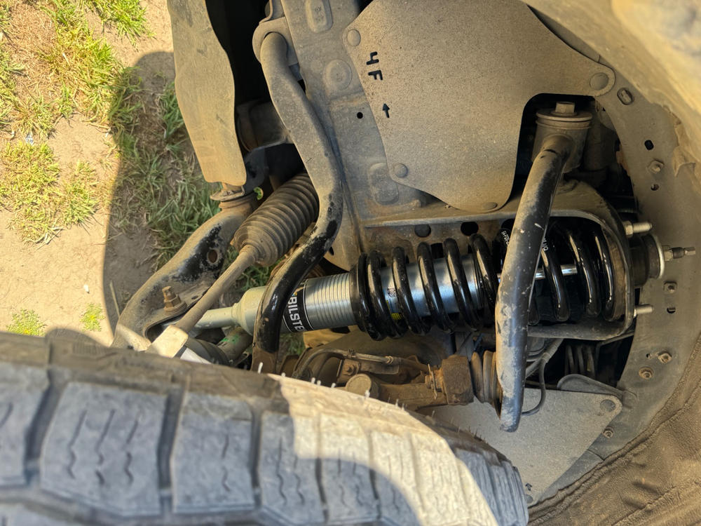 9723 NISSAN PATROL (Y61) 2.0 CENTERLINE STABILIZER KIT RESI