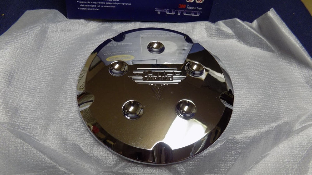 Gas Tank Door Cover: 2007 Chevrolet Suburban 2007 GMC Yukon; chrome
