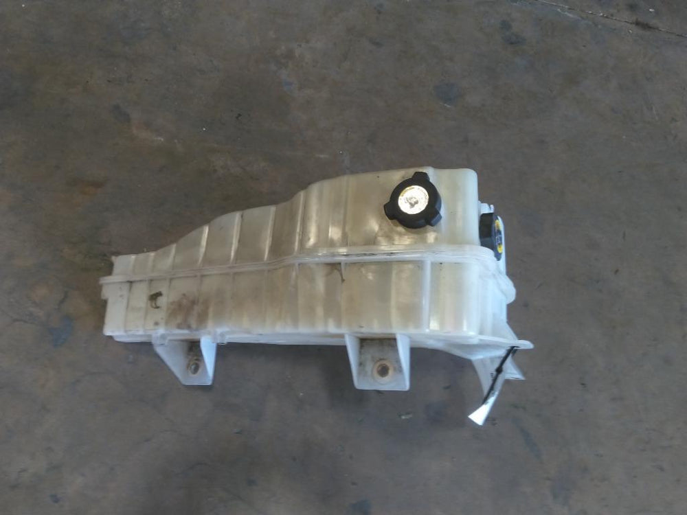 Mahle Engine Coolant Reservoir 70826418