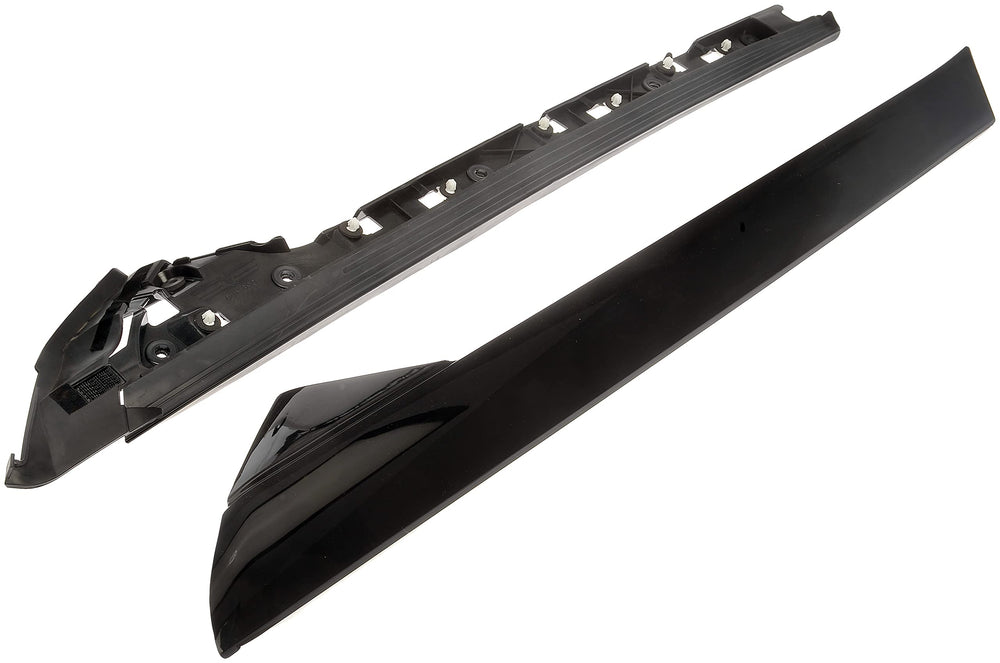 WINDSHIELD A-PILLAR MOLDING