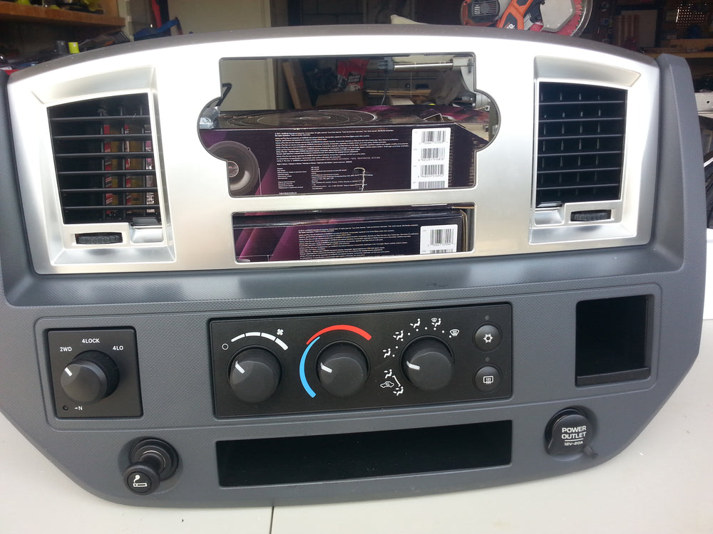 RAM TRUCK 2006-2010 DASH KIT