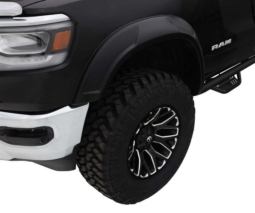 ~(11 lbs. 46X29X9)~ FENDER FLARES BW