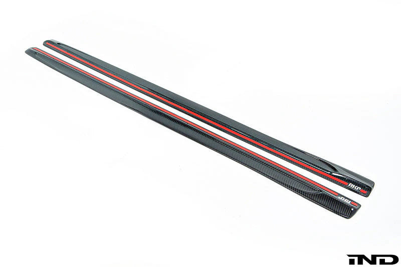 Carbon Side Skirt Set