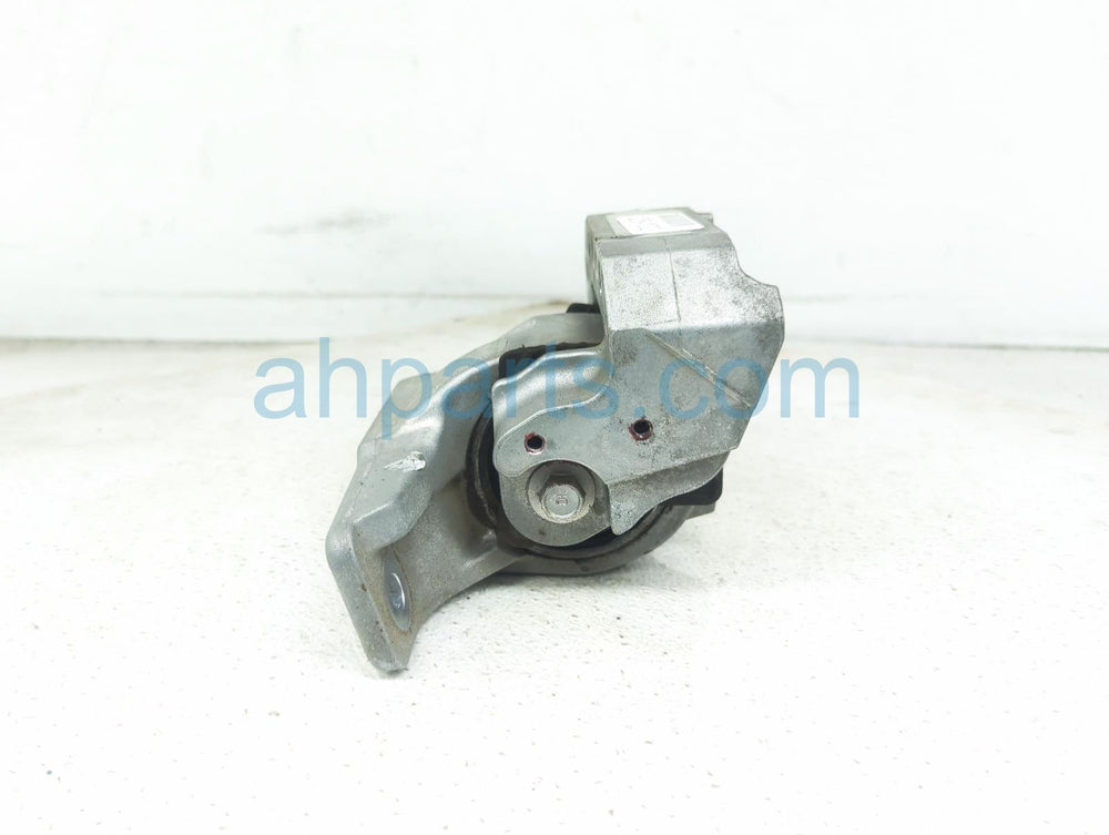 Engine Mount Insulator Sub-Assembly