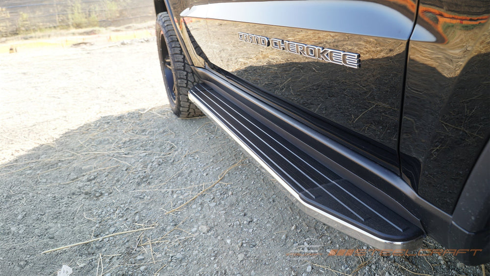 1118 GRAND CHEROKEE(EXCL TRAIL HAWK&ECO DIESEL MOEDLS)STX100 RUNNING BOARD BLAC