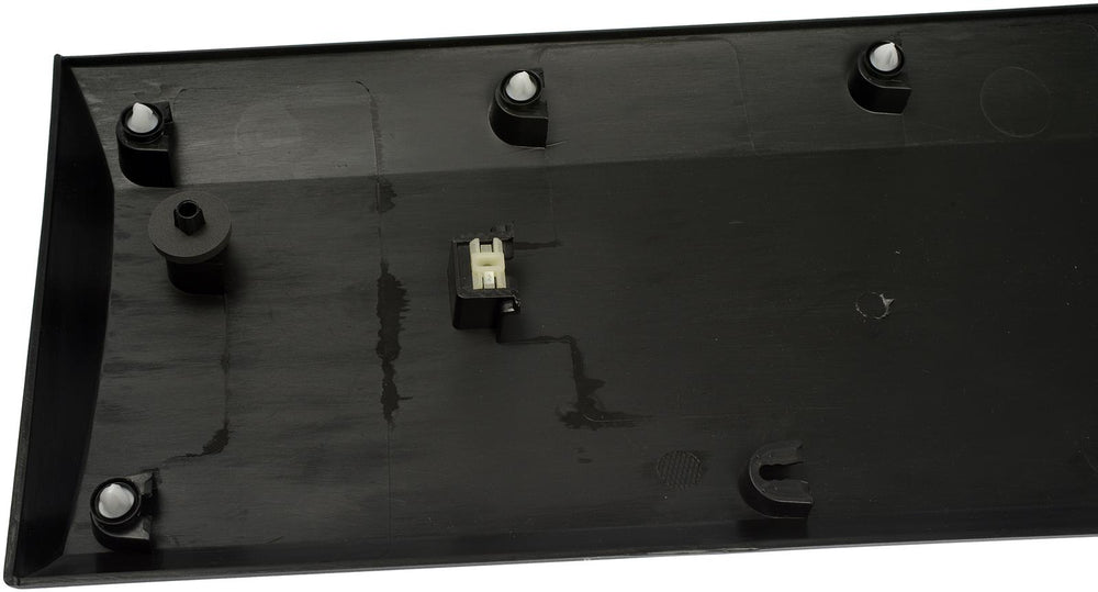 LOWER BODY MOLDING