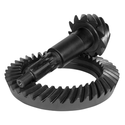 KIT CONTAINS A RING AND PINION SET,