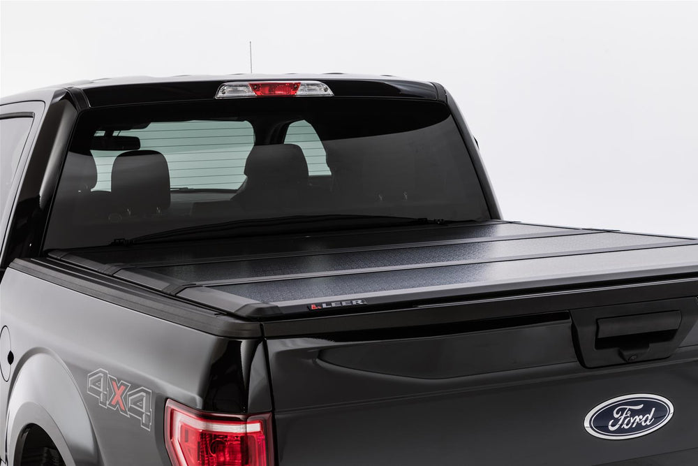 LEER 2015+ GM Colorado/Canyon HF350M 5Ft 2In Tonneau Cover - Folding Compact Short Bed