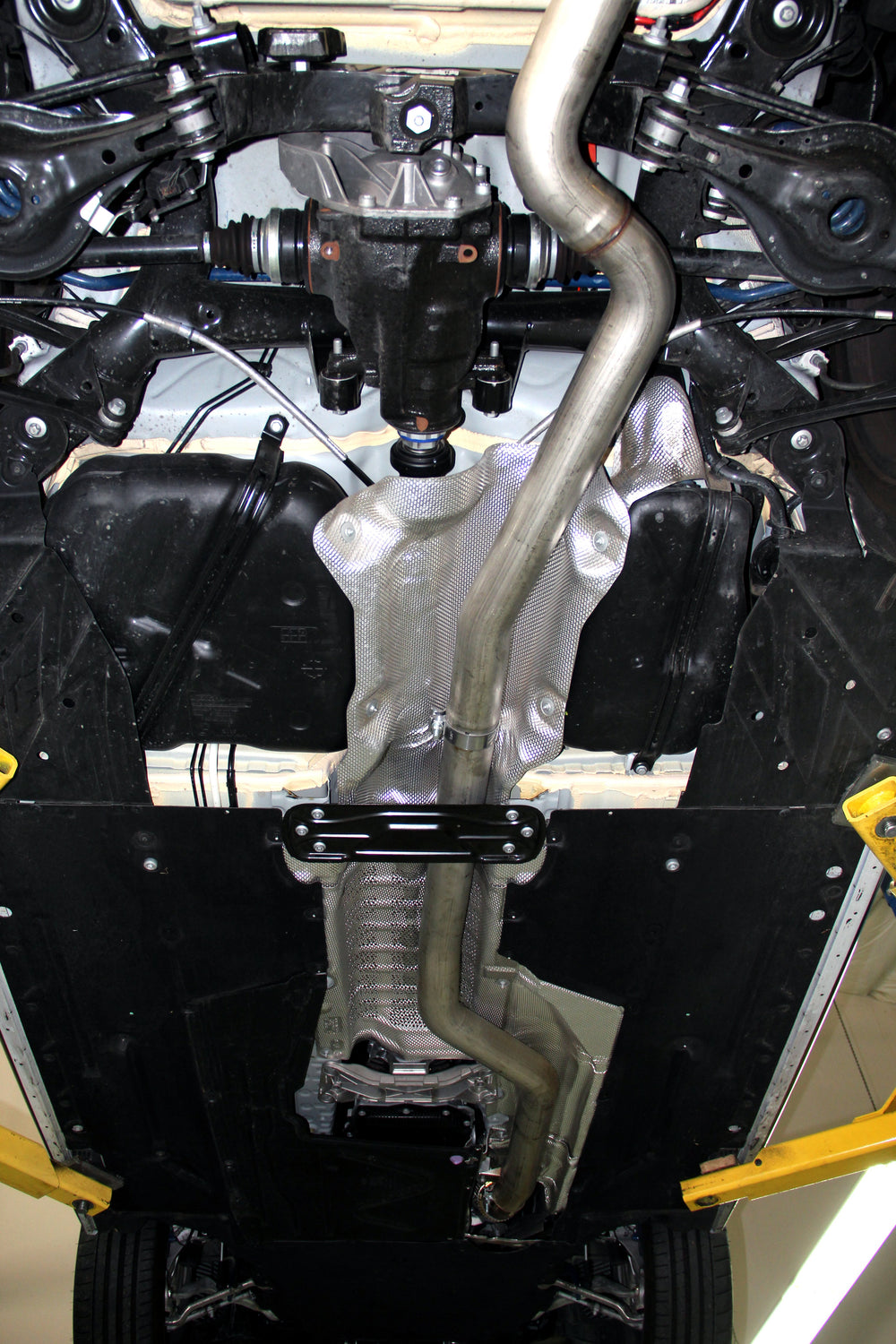 HIGH FLOW MIDPIPE; M240i