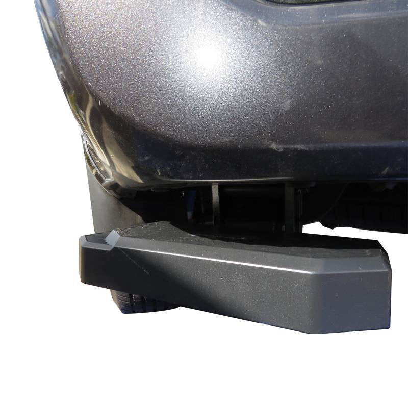 RETRACTABLE TRUCK BED CORNER STEP