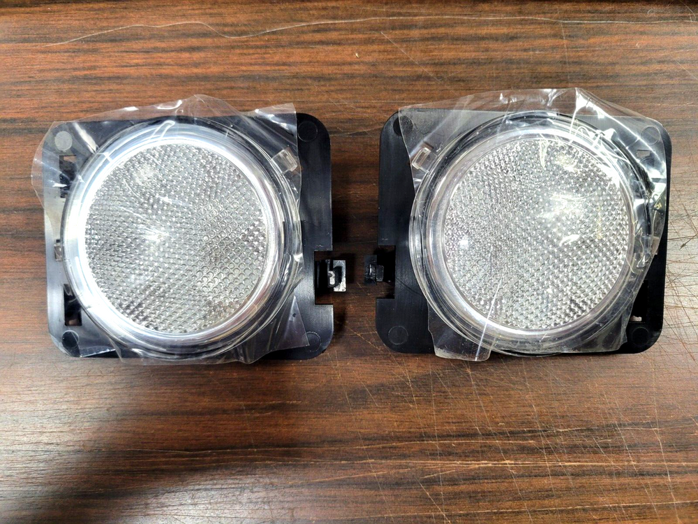 ~(1 lbs. 10X6X5)~ Jeep 07-18 JK Wrangler Round Front Fender Lenses with Amber LEDs Located on Front Side Fender - Clear Lens