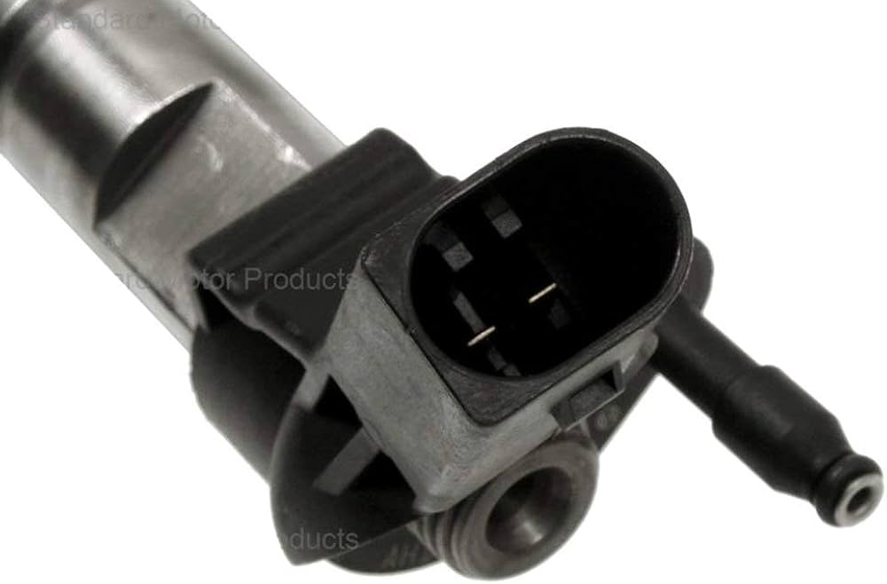 FUEL INJECTOR