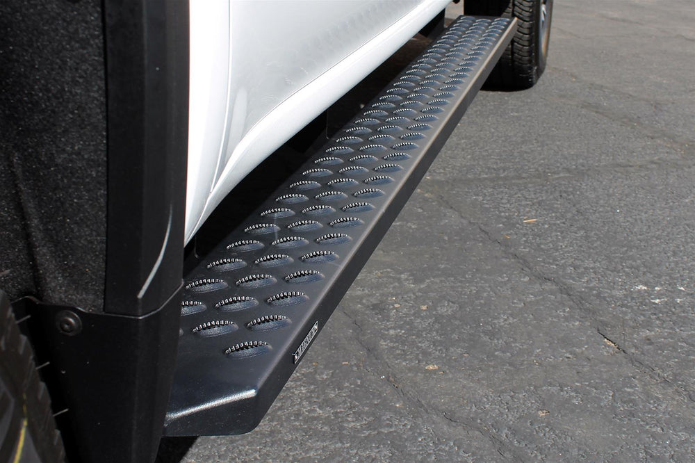 0421 FRONTIER CREW CAB 6.5IN SAWTOOTH SLIDE TRACK RUNNING BOARDS BLACK TXT ALUM