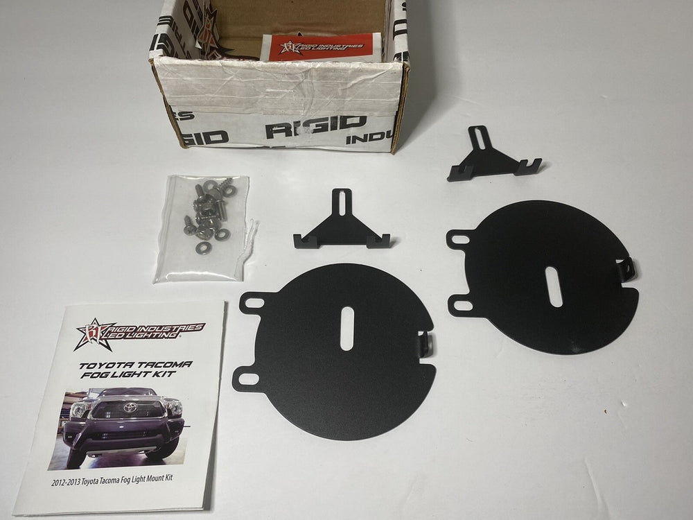 TACOMA FOG MOUNT KIT 2SRM