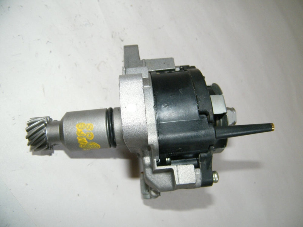 DISTRIBUTOR
