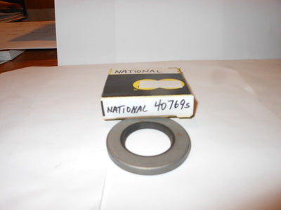 OIL SEAL