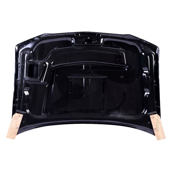 2002-2006 Chevrolet Avalanche (w/o cladding) 2003-2005 Silverado Carbon Creations GT500 Hood - 1 Piece