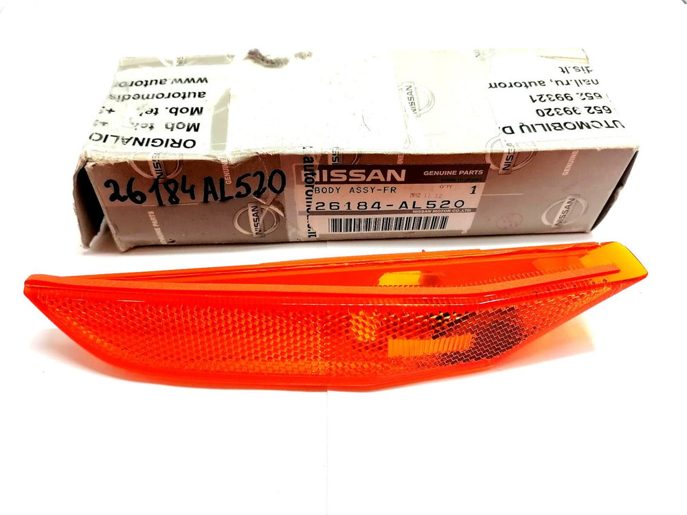 Side Marker Lamp Lens and Housing Assembly