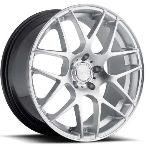 UO2 19-Inch Alloy Wheel
