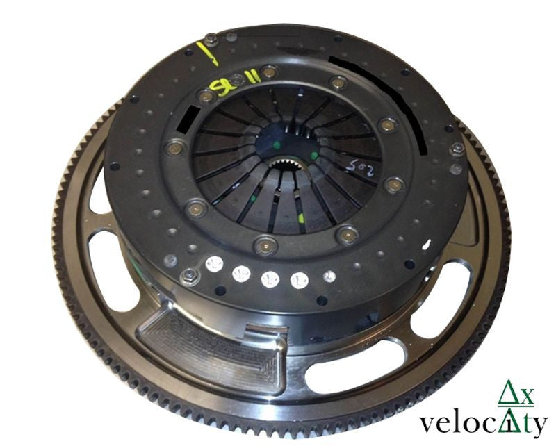 V8 Vantage GT4-Spec Twin-Plate Clutch and Lightweight Flywheel