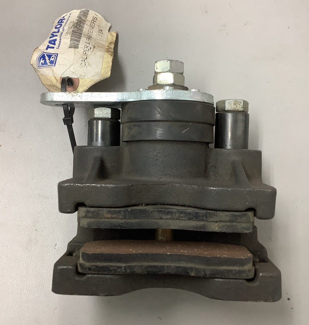 3/4 MIO x 5/8 MIO Top Port Pad Fitting