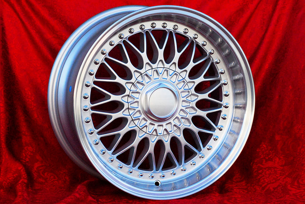 RC 90 Style 8.5x17 Inch Wheel