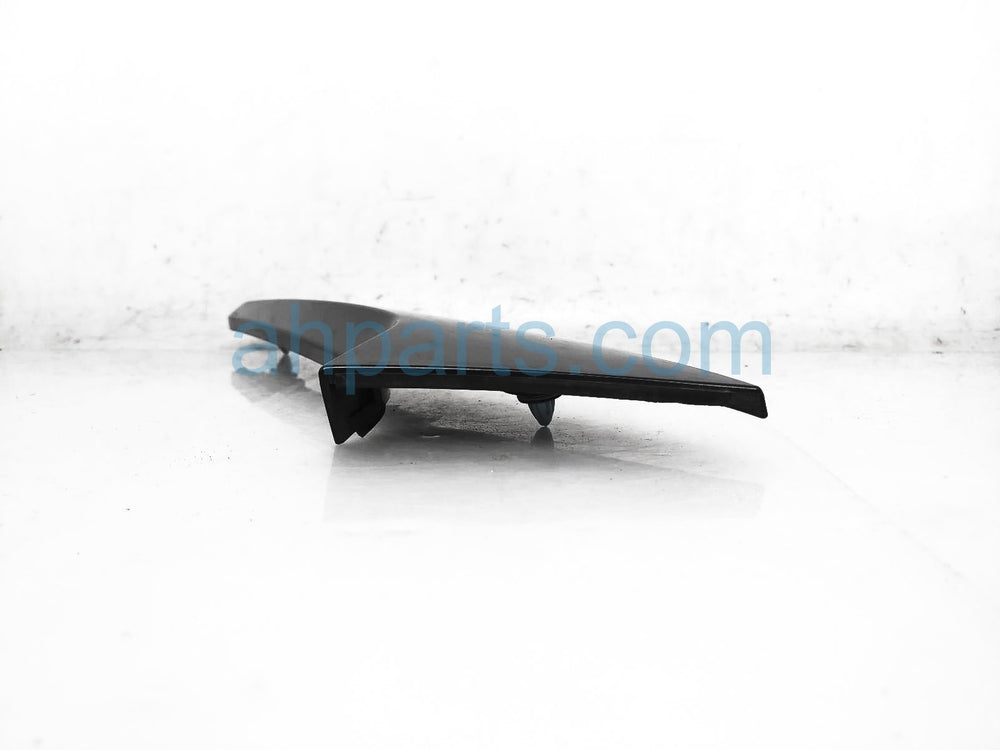 Side Spoiler