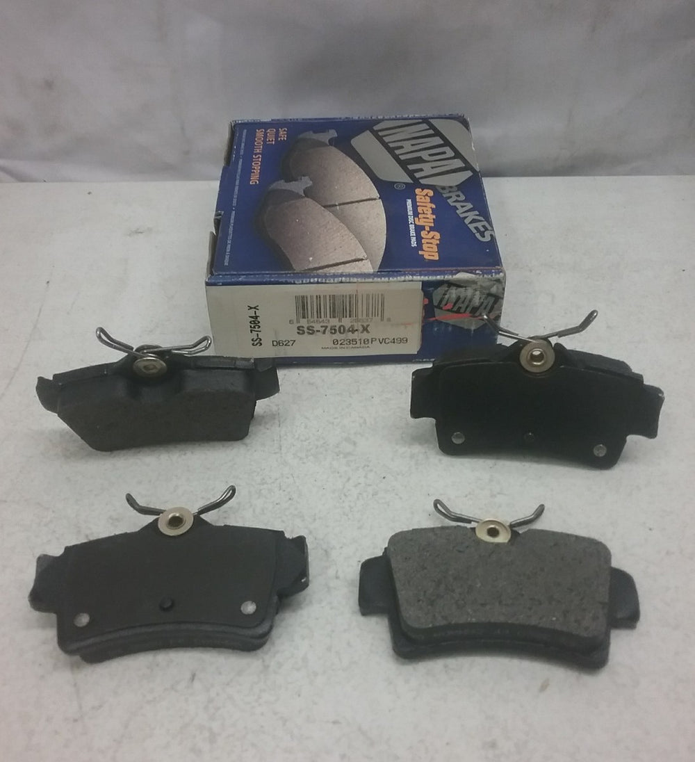 SilentGUARD Ceramic Brake Pad Set, Rear