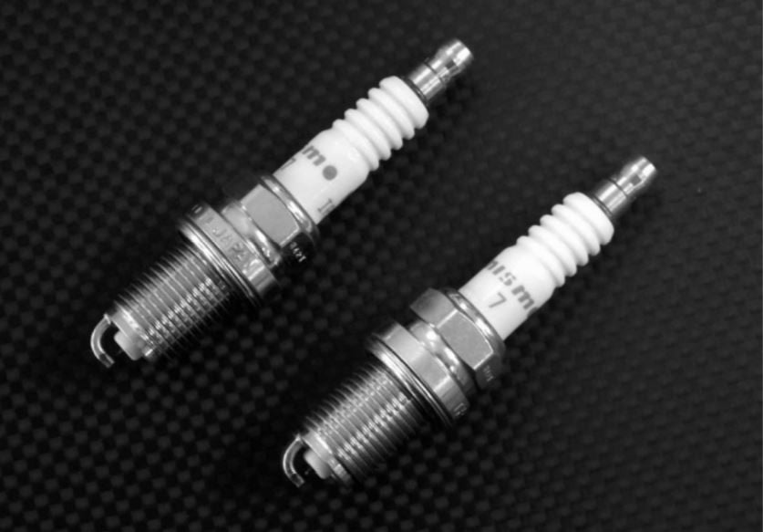 Iridium Spark Plugs with 0.6mm Electrode, ISO Heat Range 8