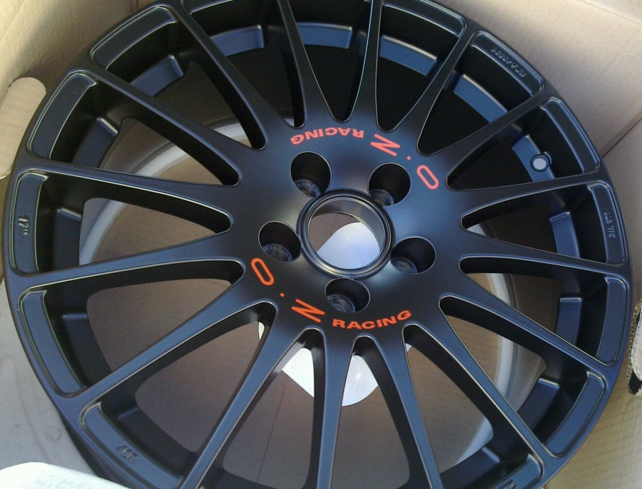 FF037 16x7 4x100 +37 Black and Red Wheel