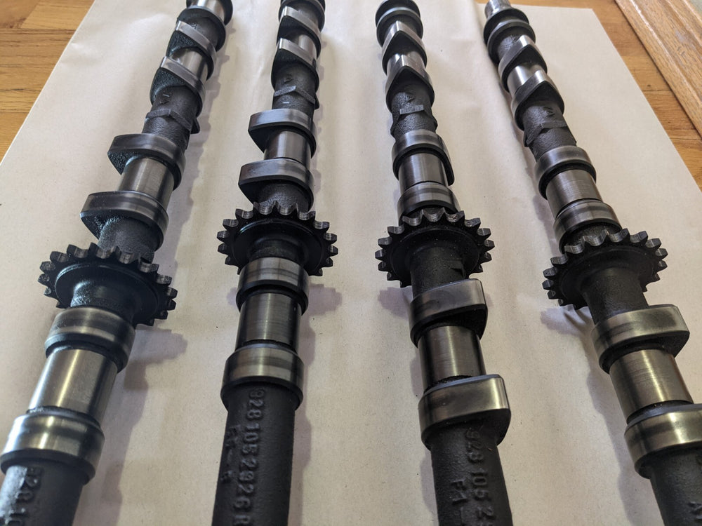 Left Intake and Exhaust Camshaft Set