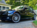 V703 18x9.5 8-Spoke Mesh Wheel, Gunmetal Gray