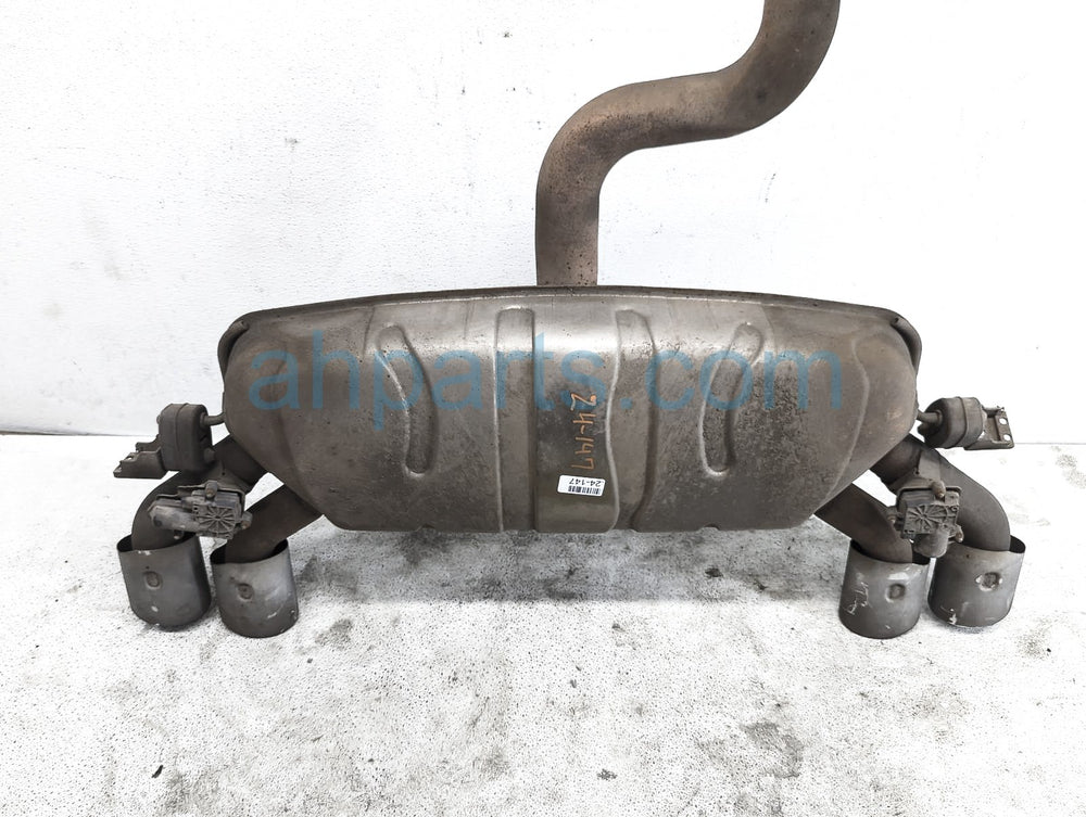 Exhaust Muffler w/ Pipe