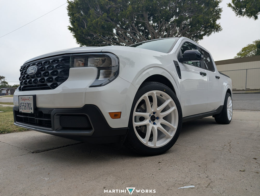 TR4 18x9.5 +35mm 5x114.3 White Wheel