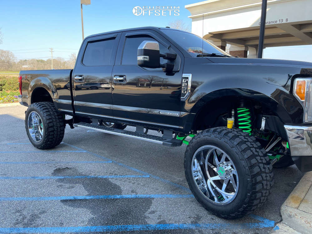 XF6 22x12 -44mm Offset 6x135 Chrome Wheel