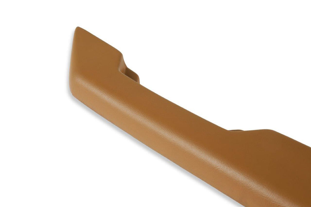 8187 C10 ARMREST LH (DRIVER SIDE) POLYURATHANE FOAM CAMEL