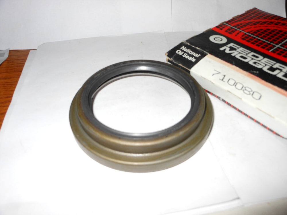 OIL SEAL