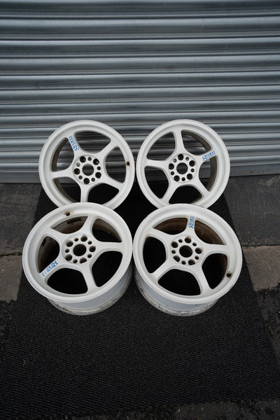 Gramlights 57C 17x8.5 +30 5x114.3 White Wheel