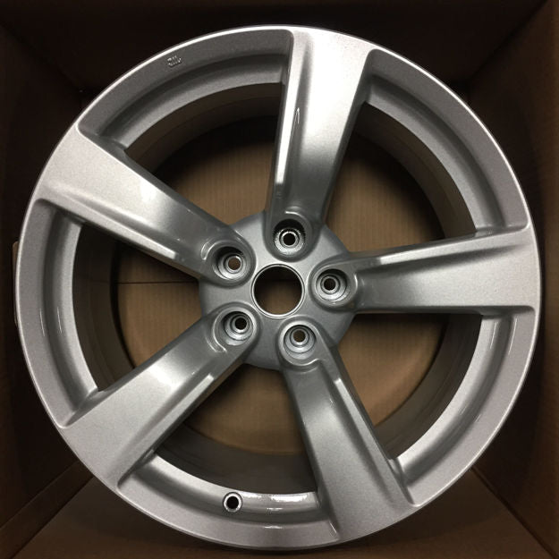 18x8 5-Spoke Alloy Wheel