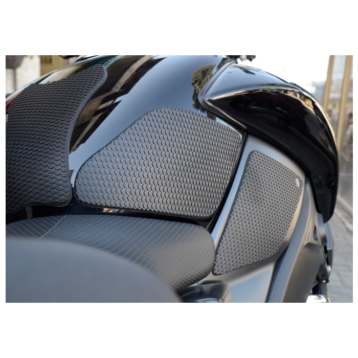 Snake Skin Tank Grips