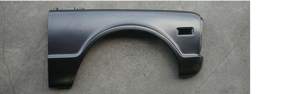 RH FRONT FENDER W/ MARKER HOLE CHEVY P/U/BLAZER 6972