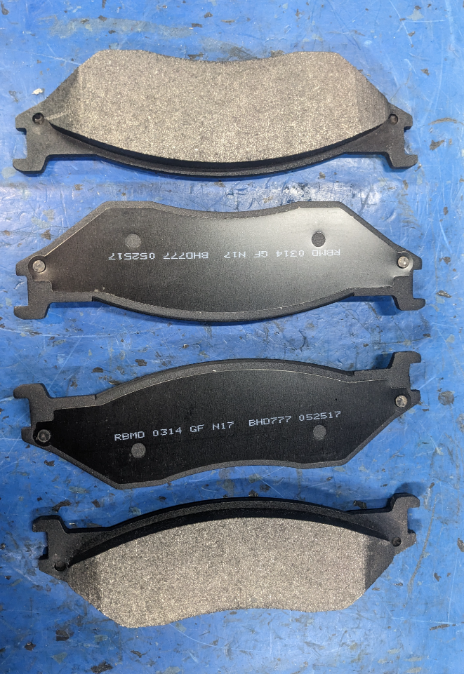 DISC BRAKE PADS